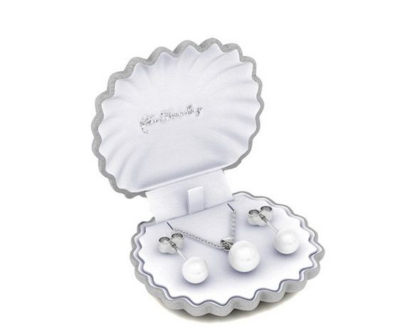 Destiny Pearl Earring & Necklace Set with Swarovski Pearls